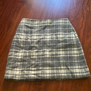 Wool gray plaid skirt